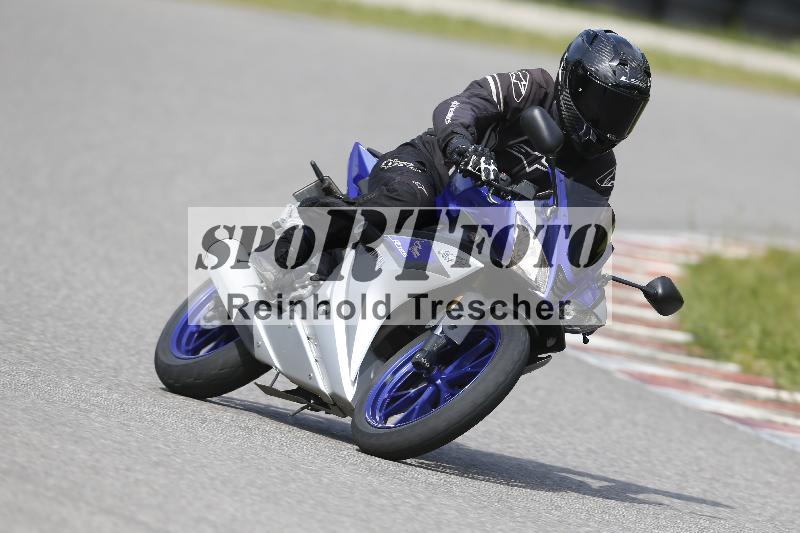 /Archiv-2024/17 01.05.2024 Speer Racing ADR/Schnuppertraining